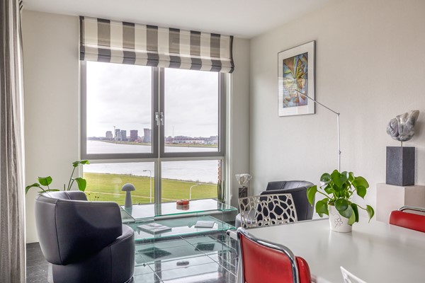 Medium property photo - Koninginnelaan 164, 3181 GK Rozenburg